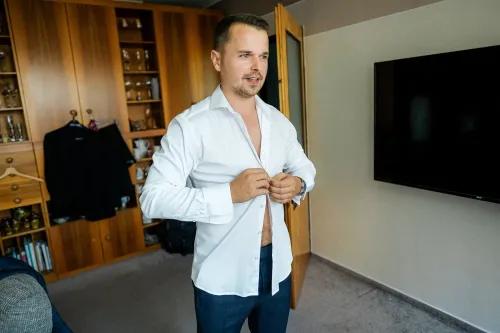 Eliška & Toník, Dvůr Honětice