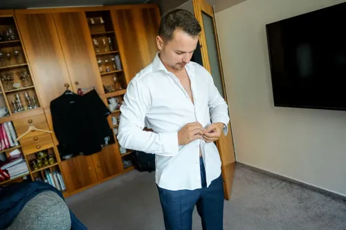 Eliška & Toník, Dvůr Honětice