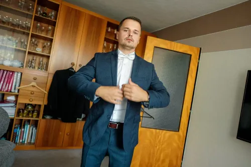 Eliška & Toník, Dvůr Honětice