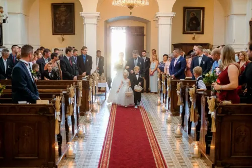 Eliška & Toník, Dvůr Honětice