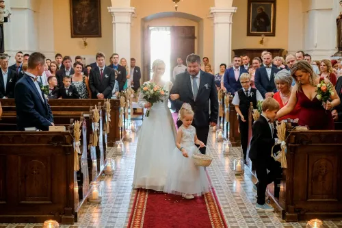 Eliška & Toník, Dvůr Honětice