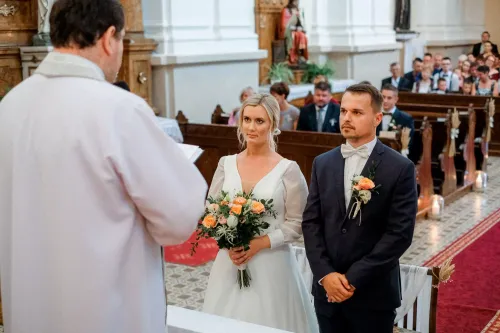 Eliška & Toník, Dvůr Honětice