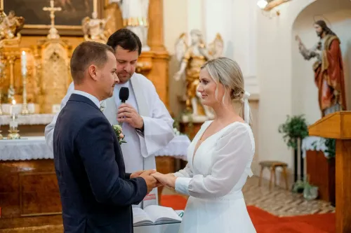 Eliška & Toník, Dvůr Honětice