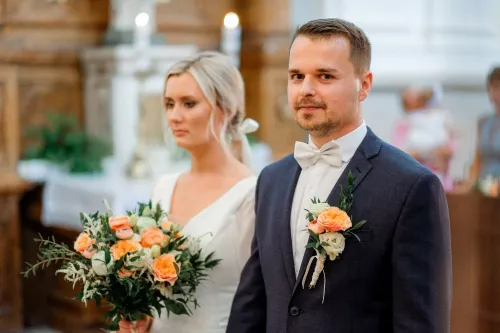 Eliška & Toník, Dvůr Honětice