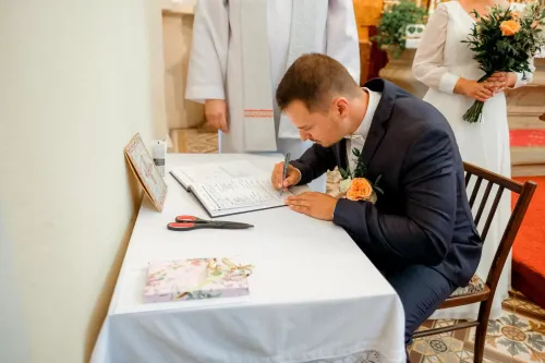 Eliška & Toník, Dvůr Honětice