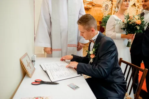 Eliška & Toník, Dvůr Honětice