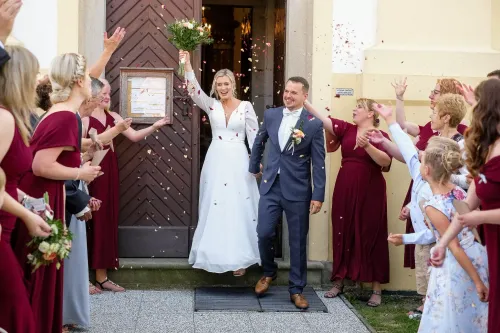 Eliška & Toník, Dvůr Honětice