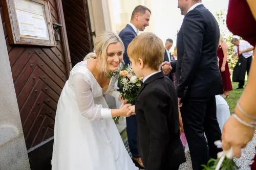 Eliška & Toník, Dvůr Honětice