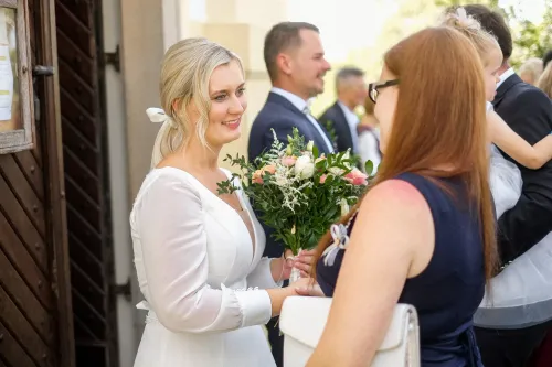 Eliška & Toník, Dvůr Honětice