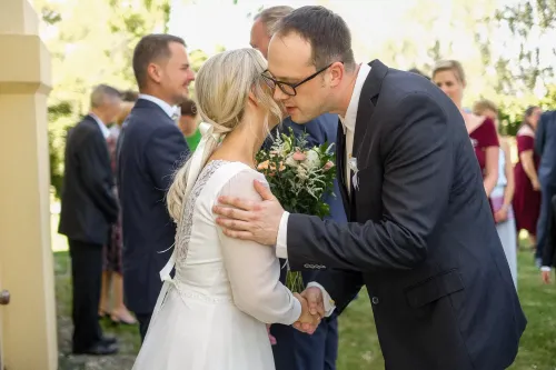 Eliška & Toník, Dvůr Honětice