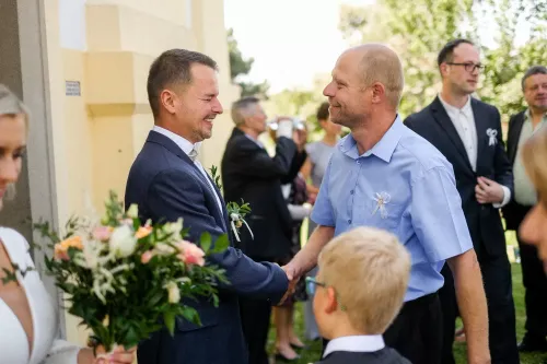 Eliška & Toník, Dvůr Honětice