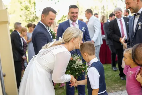 Eliška & Toník, Dvůr Honětice
