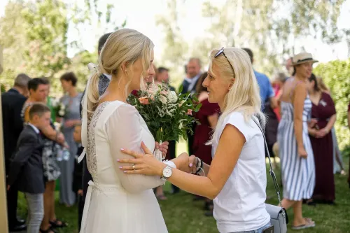Eliška & Toník, Dvůr Honětice