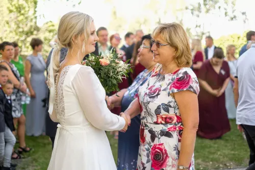 Eliška & Toník, Dvůr Honětice
