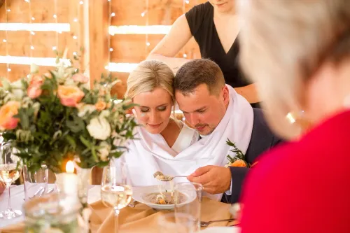 Eliška & Toník, Dvůr Honětice