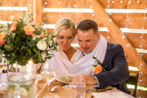 Eliška & Toník, Dvůr Honětice