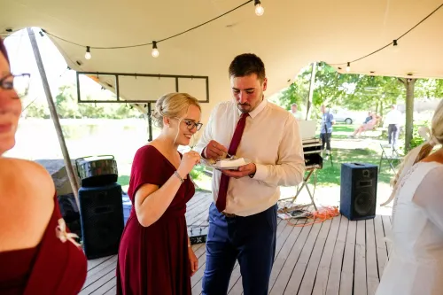 Eliška & Toník, Dvůr Honětice