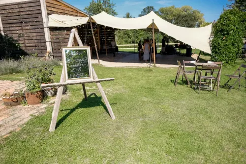 Eliška & Toník, Dvůr Honětice