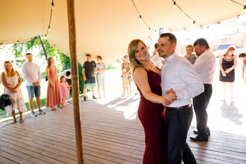 Eliška & Toník, Dvůr Honětice