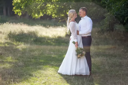 Eliška & Toník, Dvůr Honětice