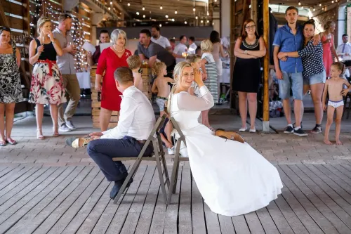 Eliška & Toník, Dvůr Honětice