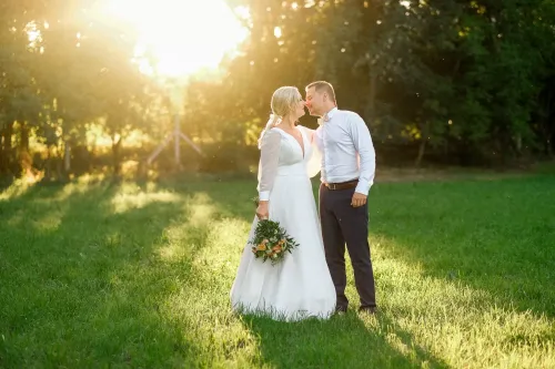 Eliška & Toník, Dvůr Honětice