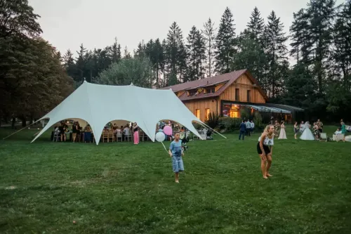 Verča & Slávek, Jedovnice, Penzion Kůlna